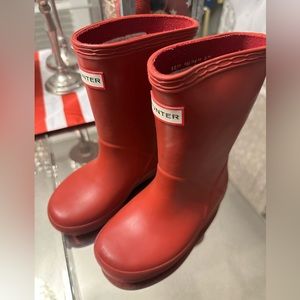 Hunter rainboots toddler size 9 U.S.A.